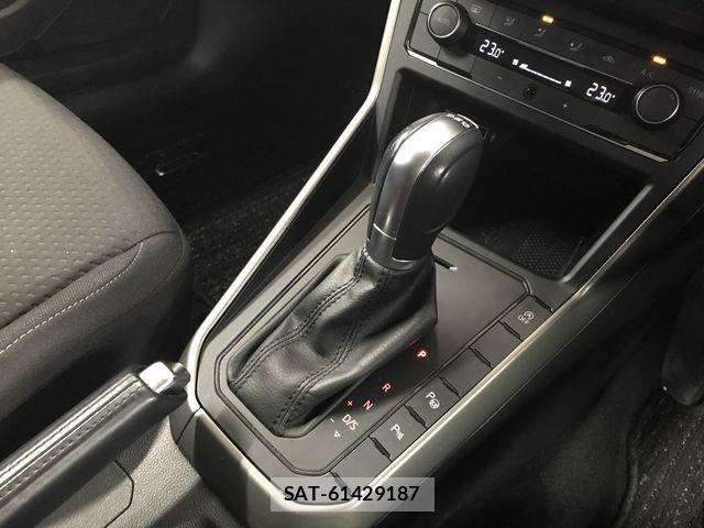 VolksWagen POLO 2020-08 8318103-25