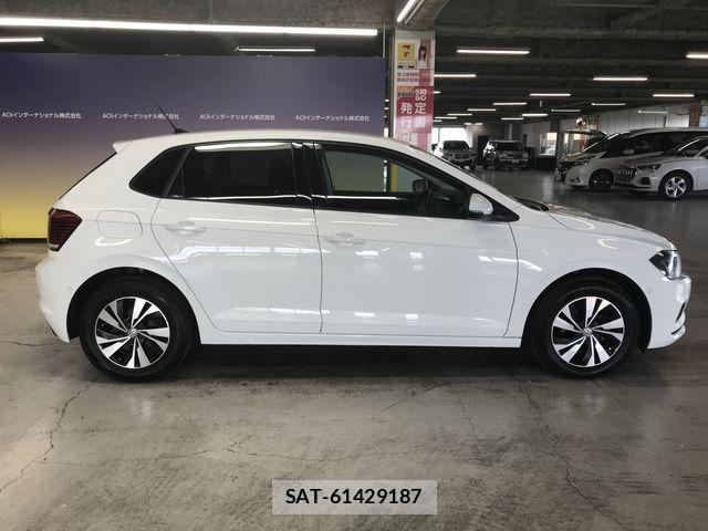 VolksWagen POLO 2020-08 8318103-5