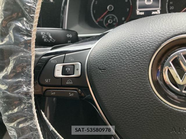 VolksWagen POLO 2018-12 8318101-10