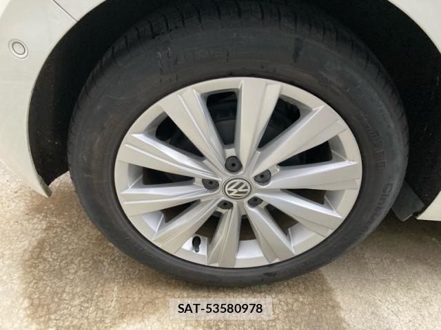 VolksWagen POLO 2018-12 8318101-2