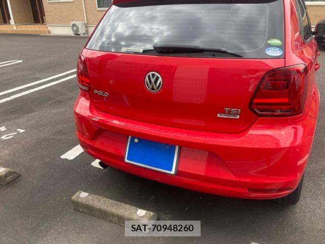 VolksWagen POLO 2015-11 8338029-4