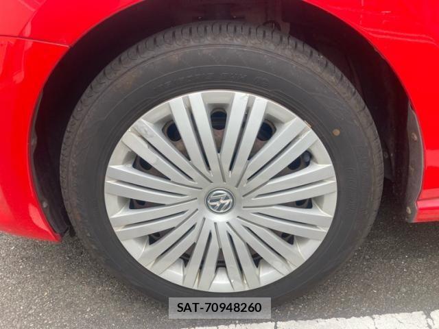 VolksWagen POLO 2015-11 8338029-6