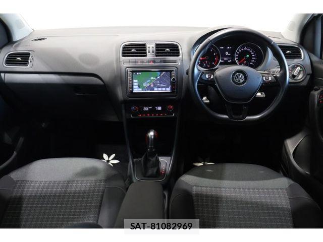 VolksWagen POLO 2017-11 8338513-17