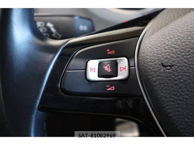 VolksWagen POLO 2017-11 8338513-18