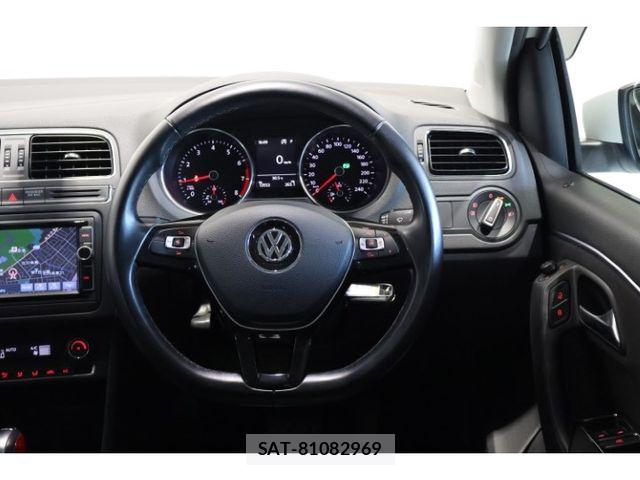 VolksWagen POLO 2017-11 8338513-2