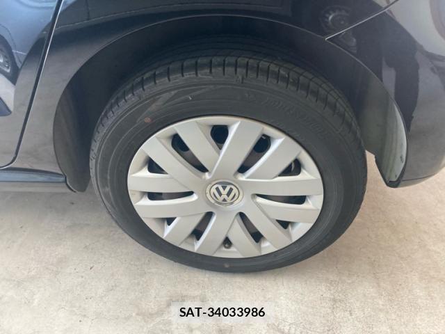 VolksWagen POLO 2014-01 8338514-10