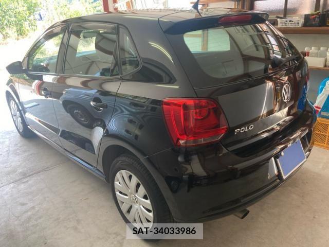 VolksWagen POLO 2014-01 8338514-3