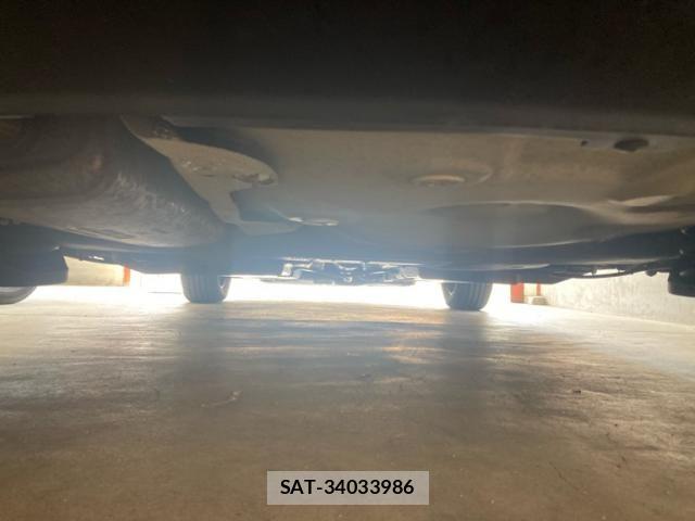 VolksWagen POLO 2014-01 8338514-7