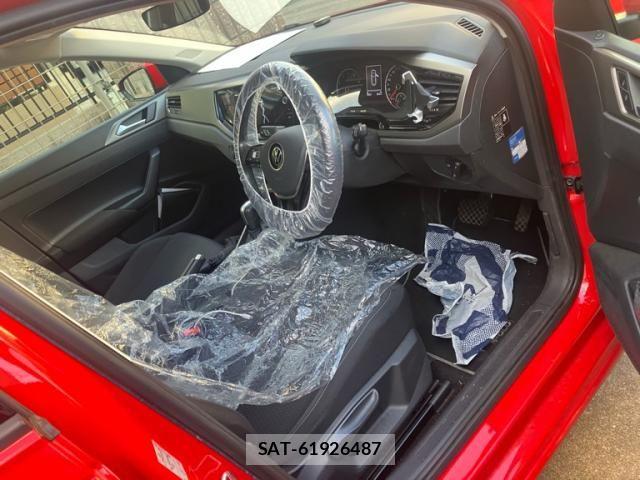 VolksWagen POLO 2021-10 8338511-9