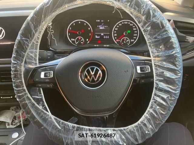 VolksWagen POLO 2021-10 8338511-10