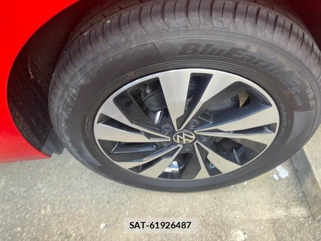 VolksWagen POLO 2021-10 8338511-5