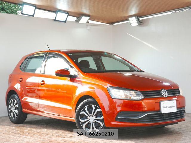 VolksWagen POLO 2015-06 8369753-0