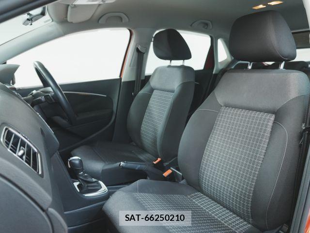 VolksWagen POLO 2015-06 8369753-21