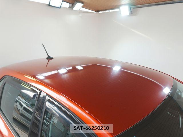 VolksWagen POLO 2015-06 8369753-24