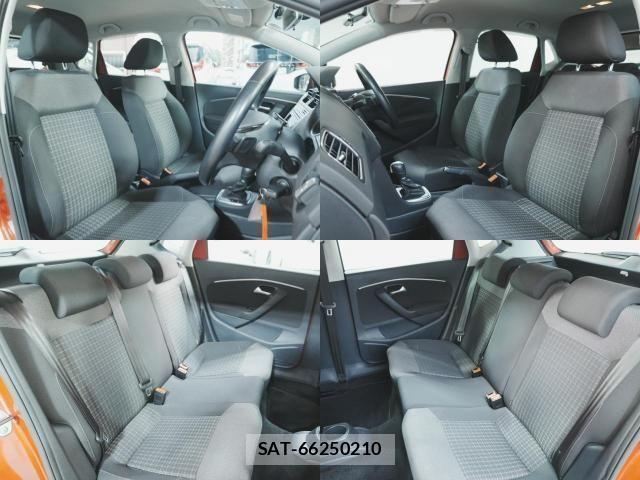 VolksWagen POLO 2015-06 8369753-3