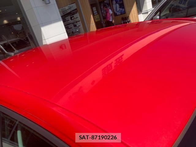VolksWagen POLO 2018-03 8369751-2