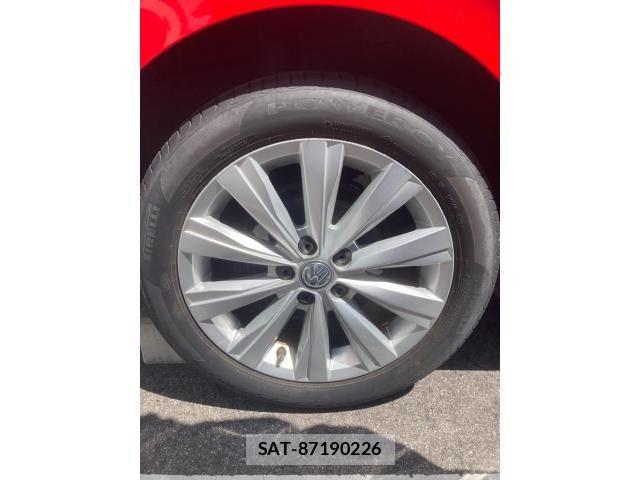 VolksWagen POLO 2018-03 8369751-4