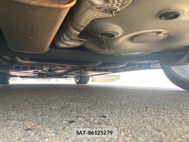 VolksWagen POLO 2015-08 8369755-10