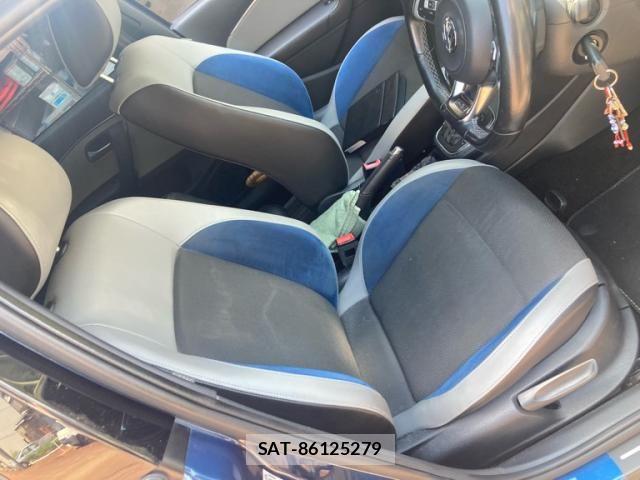 VolksWagen POLO 2015-08 8369755-18