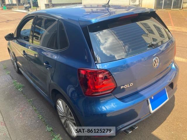 VolksWagen POLO 2015-08 8369755-3