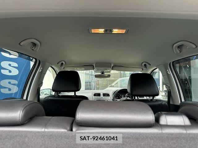 VolksWagen POLO 2016-05 8369750-14