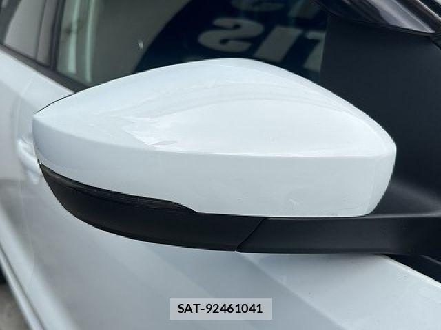 VolksWagen POLO 2016-05 8369750-20