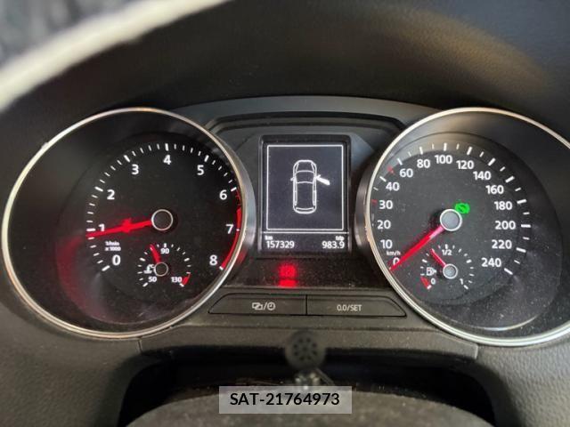 VolksWagen POLO 2014-12 8369757-13
