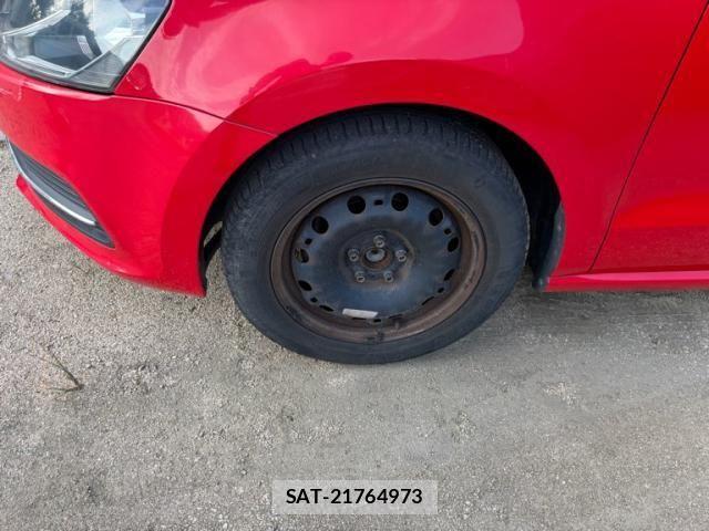 VolksWagen POLO 2014-12 8369757-2