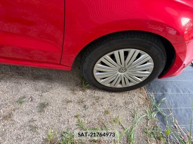 VolksWagen POLO 2014-12 8369757-5