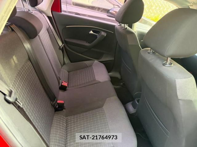 VolksWagen POLO 2014-12 8369757-8