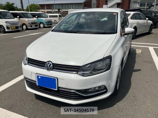 VolksWagen POLO 2015-09 8369754-0