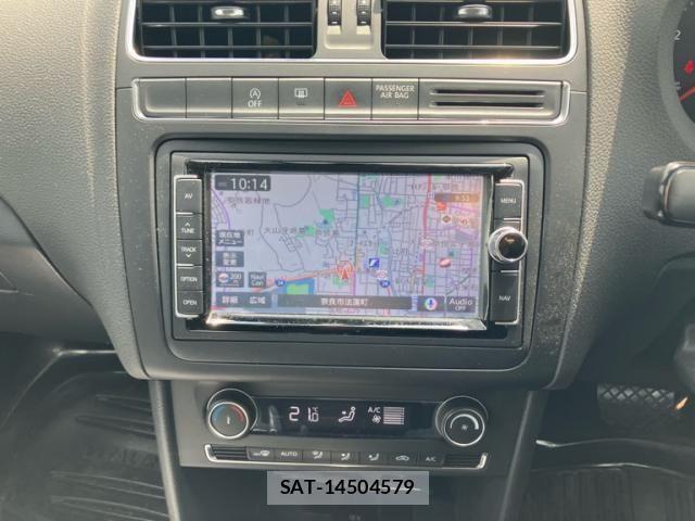 VolksWagen POLO 2015-09 8369754-17