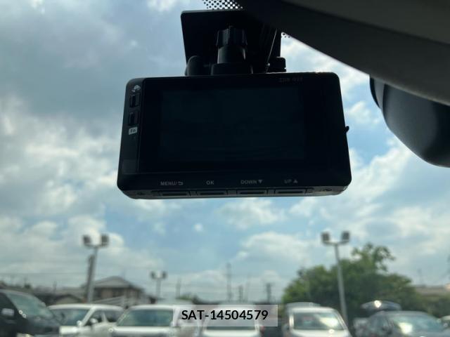 VolksWagen POLO 2015-09 8369754-20
