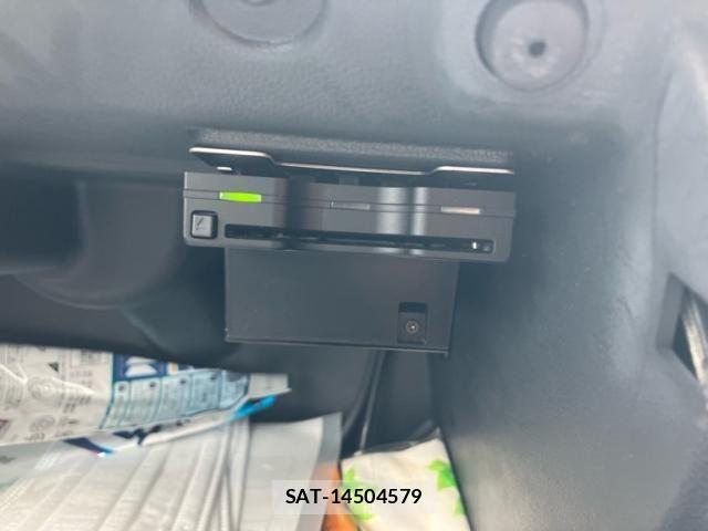 VolksWagen POLO 2015-09 8369754-22