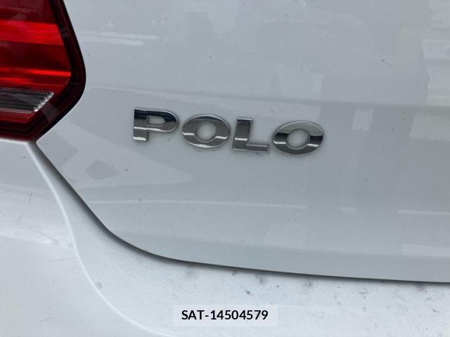 VolksWagen POLO 2015-09 8369754-8