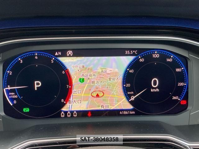 VolksWagen POLO 2019-07 8369752-19