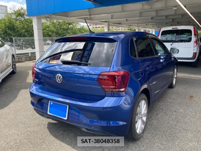 VolksWagen POLO 2019-07 8369752-3