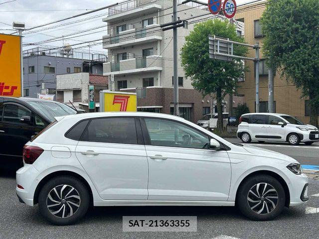 VolksWagen POLO 2024-02 8372386-24