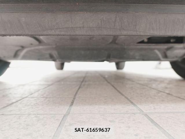 VolksWagen POLO 2015-06 8415859-28
