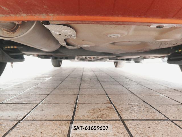 VolksWagen POLO 2015-06 8415859-29