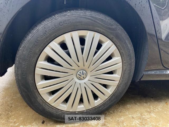 VolksWagen POLO 2010-12 8415862-5