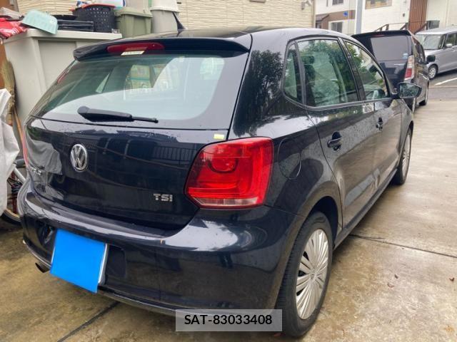 VolksWagen POLO 2010-12 8415862-6