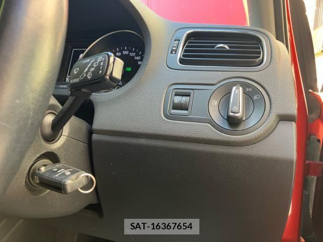 VolksWagen POLO 2014-12 8415863-14