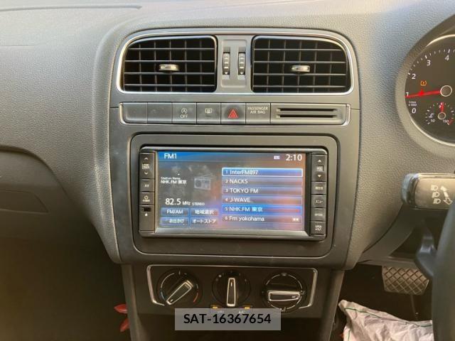 VolksWagen POLO 2014-12 8415863-16