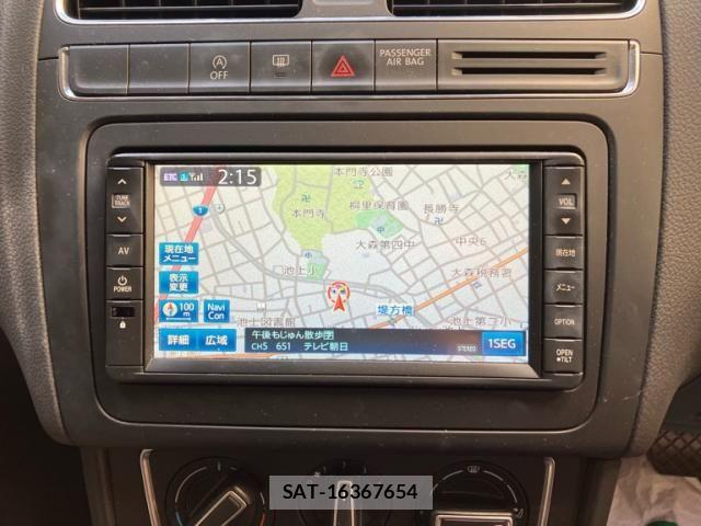 VolksWagen POLO 2014-12 8415863-19