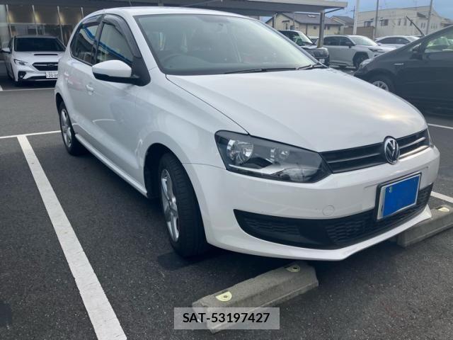 VolksWagen POLO 2011-08 8439108-2