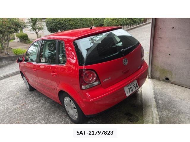 VolksWagen POLO 2009-05 8458774-4