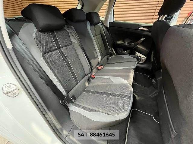 VolksWagen POLO 2019-09 8486268-11
