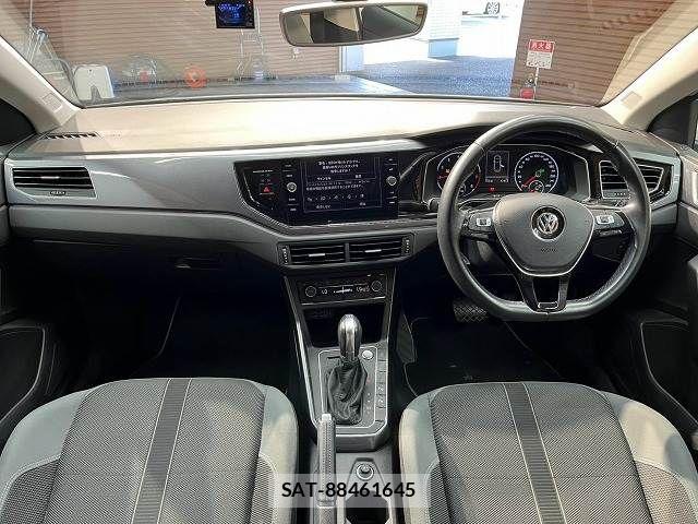 VolksWagen POLO 2019-09 8486268-1