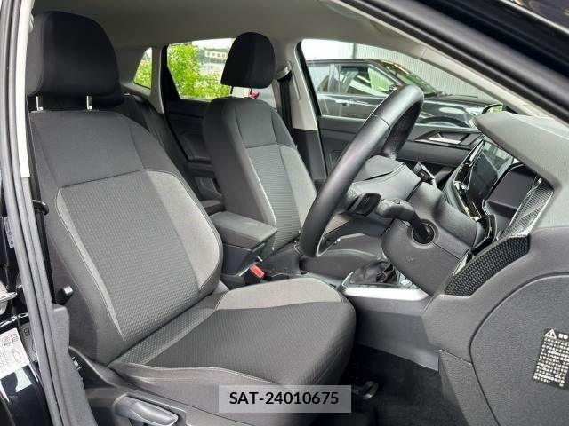 VolksWagen POLO 2023-03 8486267-10